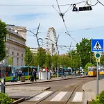 Feel Home Central Luxury By Gozsdu And Synagogue # Ac