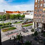 Feel Home Central Luxury By Gozsdu And Synagogue # Ac