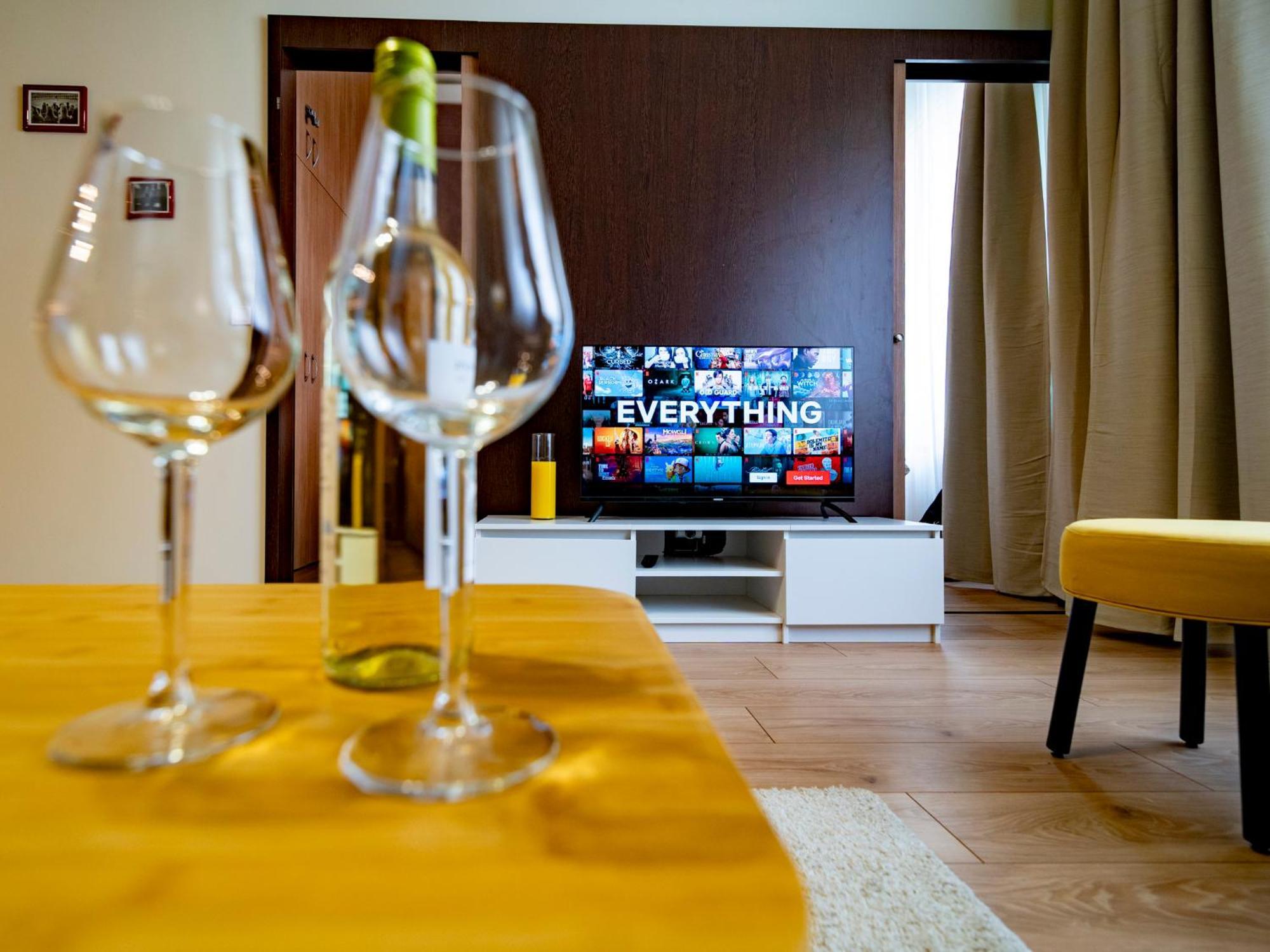 Apartment Feel Luxury By Gozsdu And Synagogue # Ac